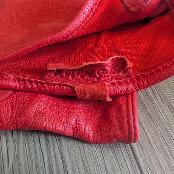 & OTHER STORIES | Suede Leather Gloves Red - Picture 5 of 9